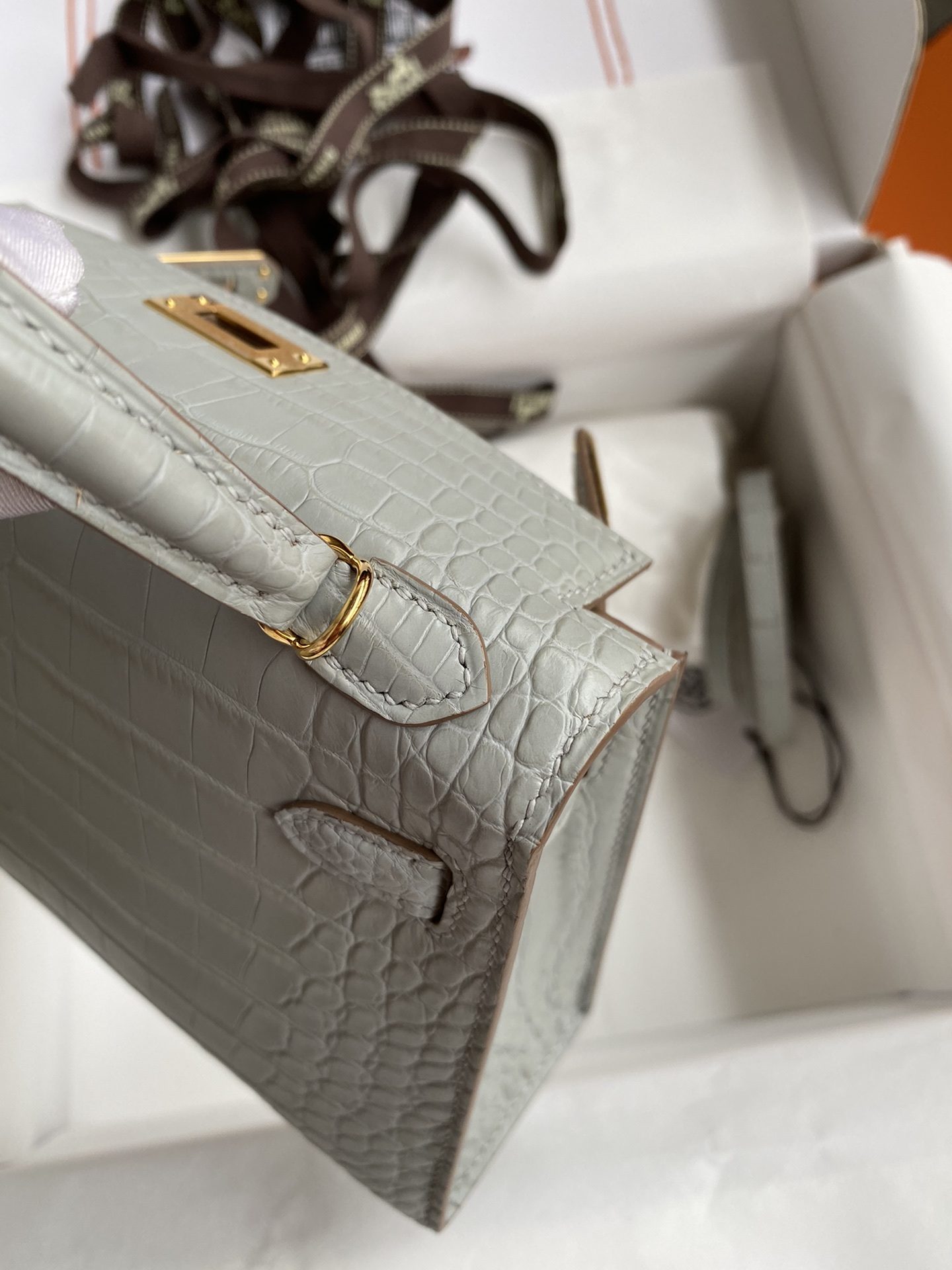 Hermes Kelly Mini II Bag 19CM In Grey Matte Alligator Leather